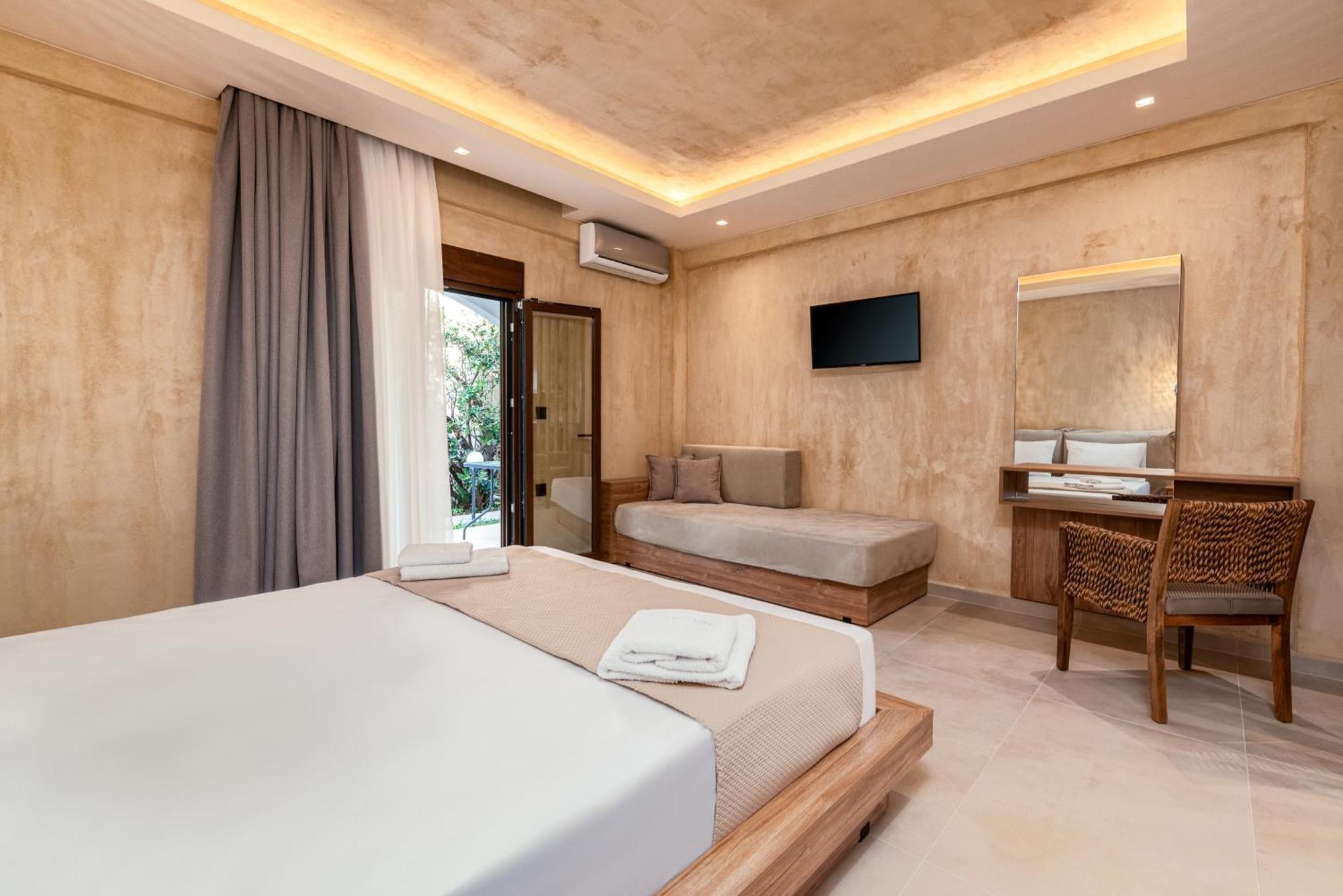 Odyssey Accommodation Пефкохорі Екстер'єр фото
